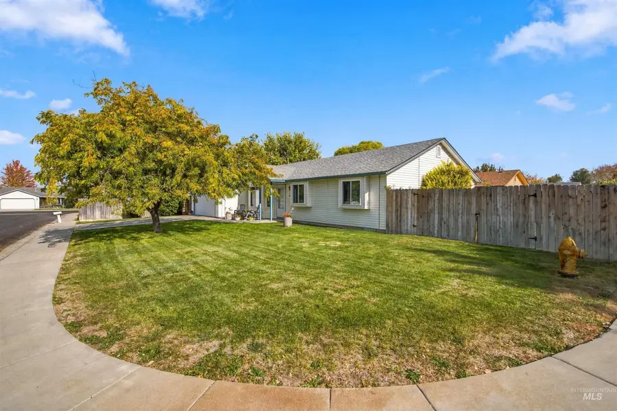 2524 Smart Street, Nampa, ID 83686 - #3