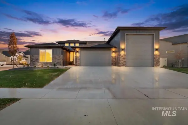 124 S Beechwood Dr, Nampa, ID 83686