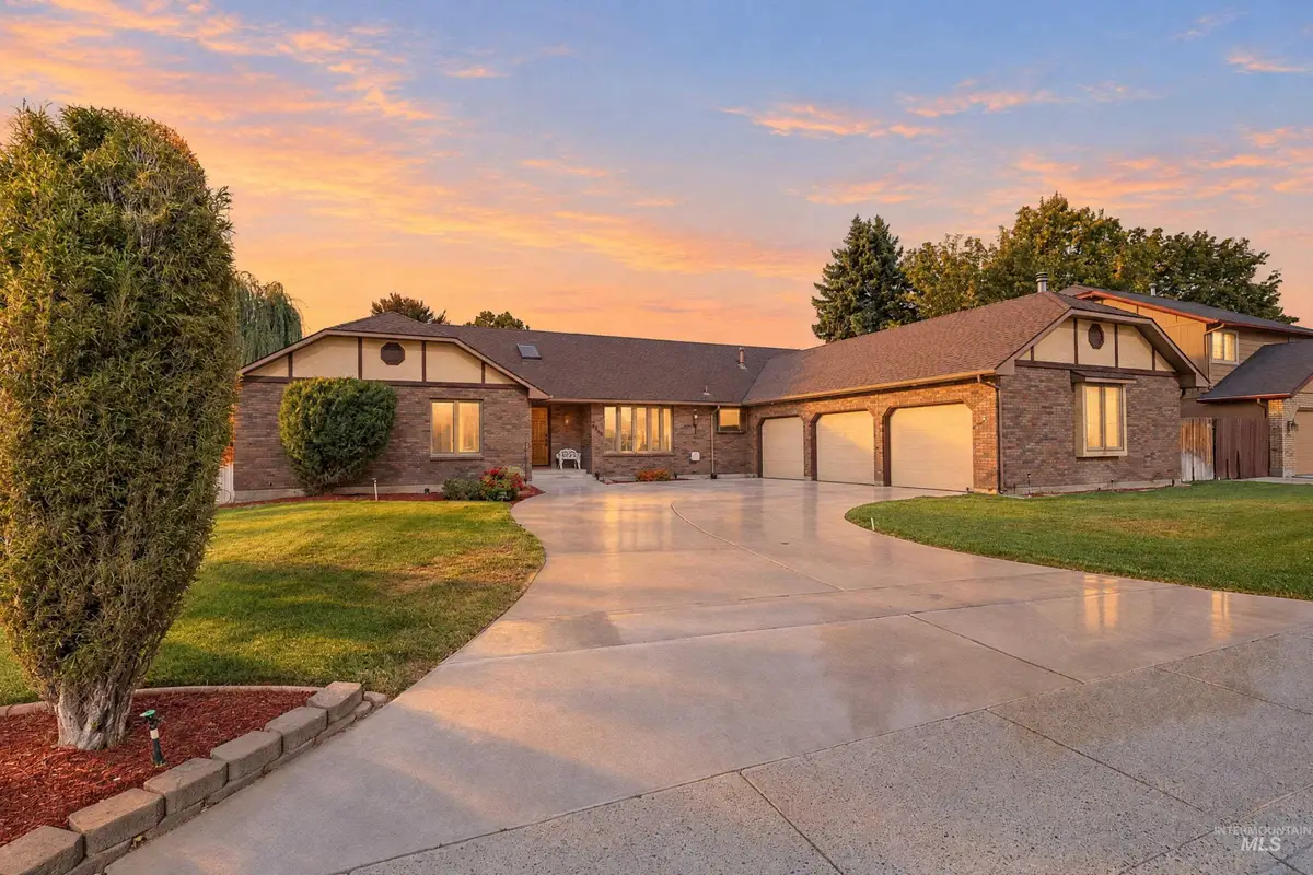 8844 W Brookview Drive, Boise, ID 83709 - #1