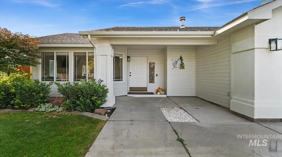 2117 E Olympic Avenue, Nampa, ID 83686 - #2