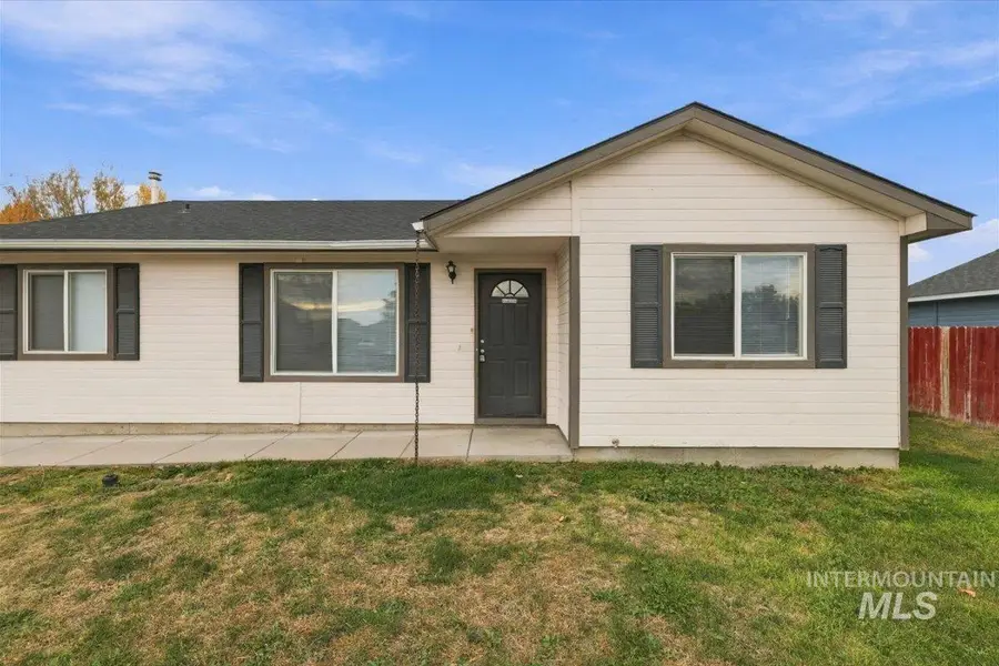 1917 Hoover St, Nampa, ID 83686 - #3