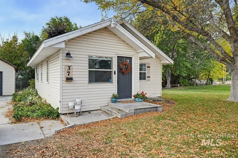 37 4th St. N., Nampa, ID 83687 - #2