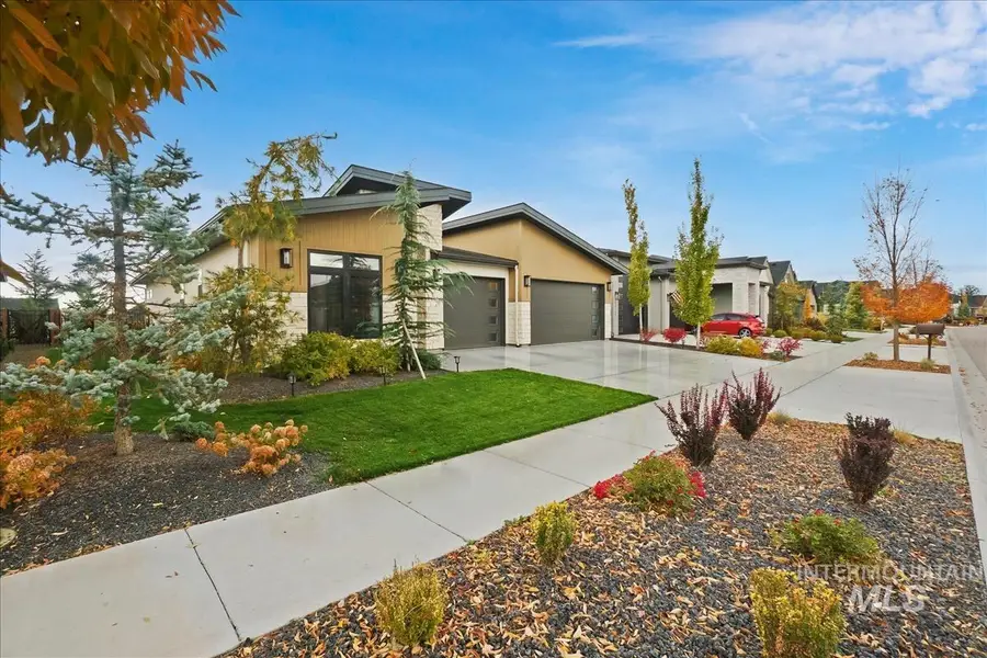 6707 W Piaffe St, Eagle, ID 83616 - #3