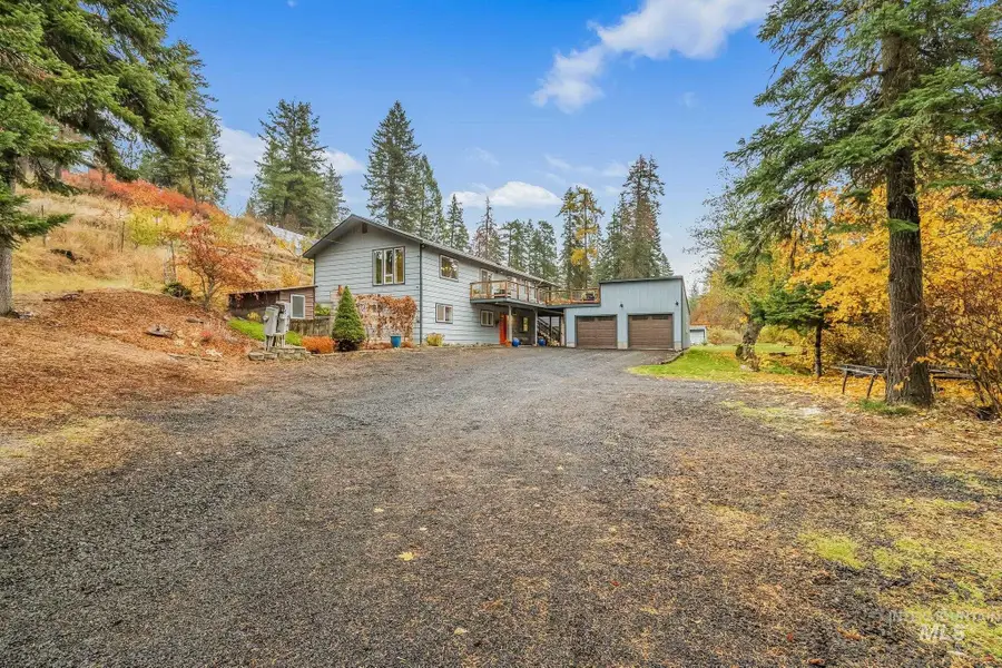 1031 Shady Hollow Ln, Moscow, ID 83843 - #2