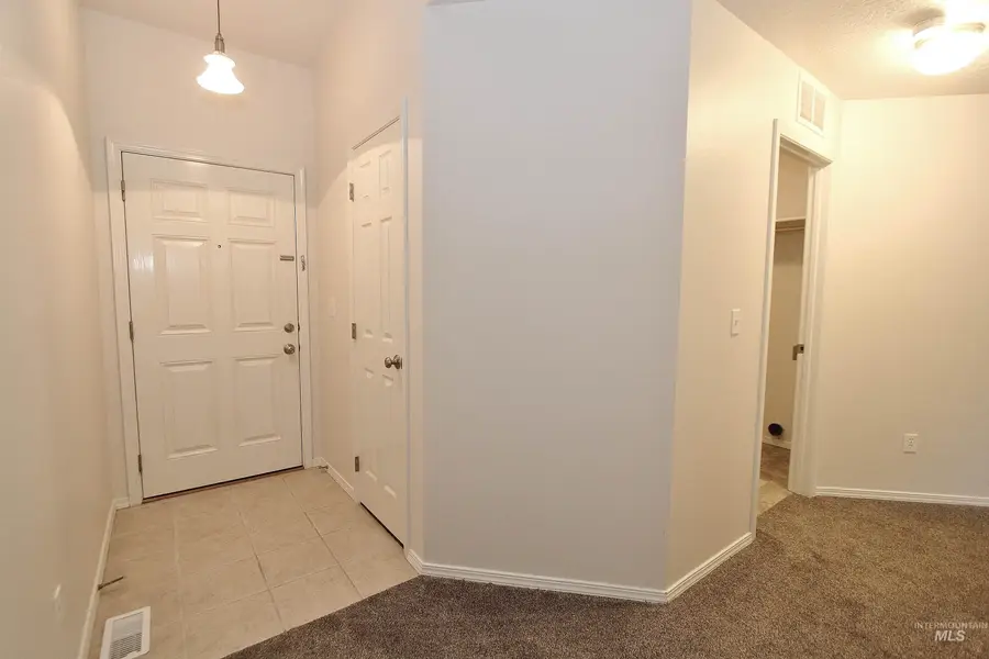 20595 Calhoun Ave, Caldwell, ID 83605 - #3