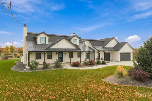 66 S Pit Ln, Nampa, ID 83687