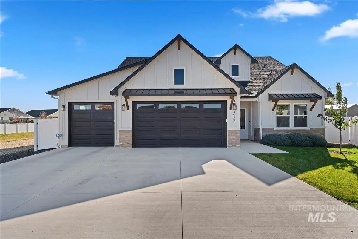 7933 E Apple Tree Lp, Nampa, ID 83687 - #1