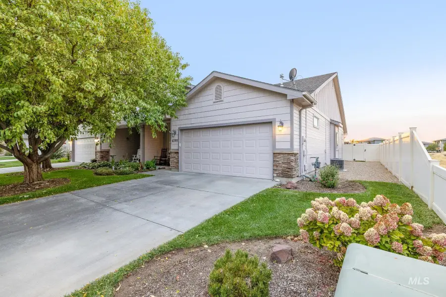 6295 S Zither Ave, Boise, ID 83709 - #2