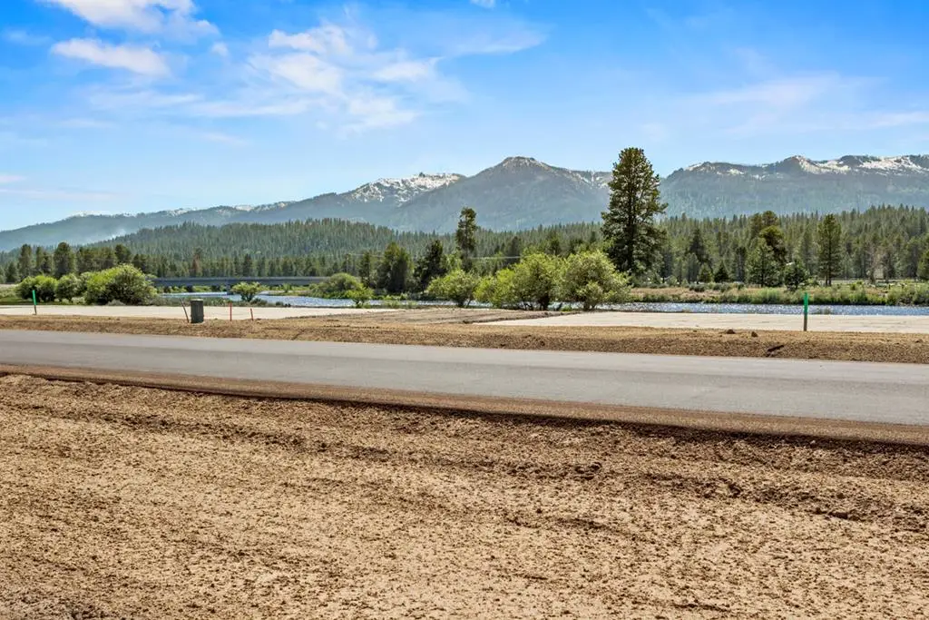 L7 B2 River Bank Drive, Cascade, ID 83611 - Image #1