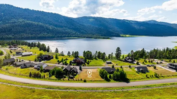 13132 Hawks Bay Road, Donnelly, ID 83615