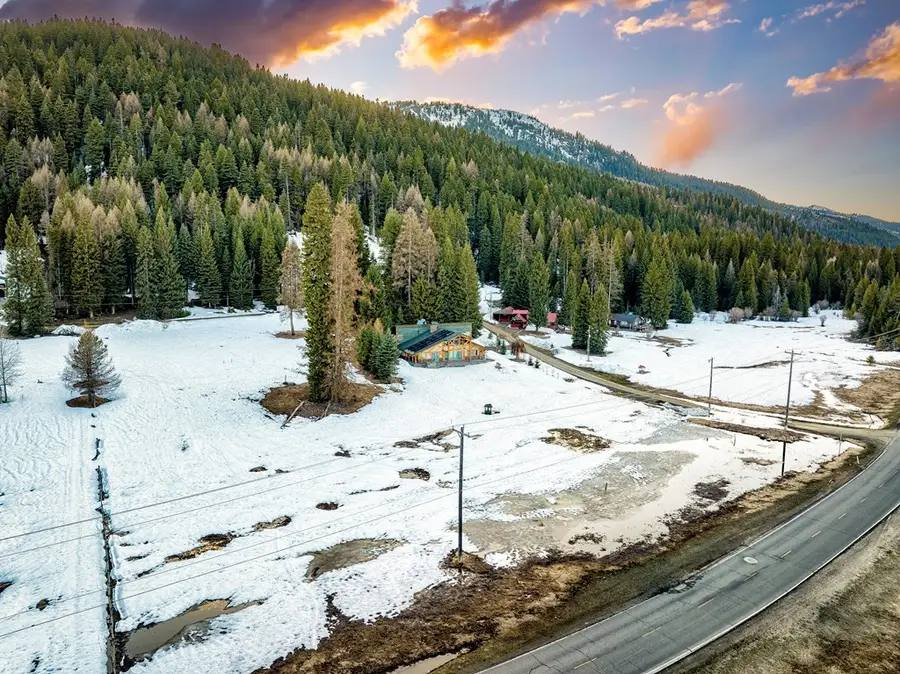 2273 West Mountain Road, Donnelly, ID 83615 - Image #2