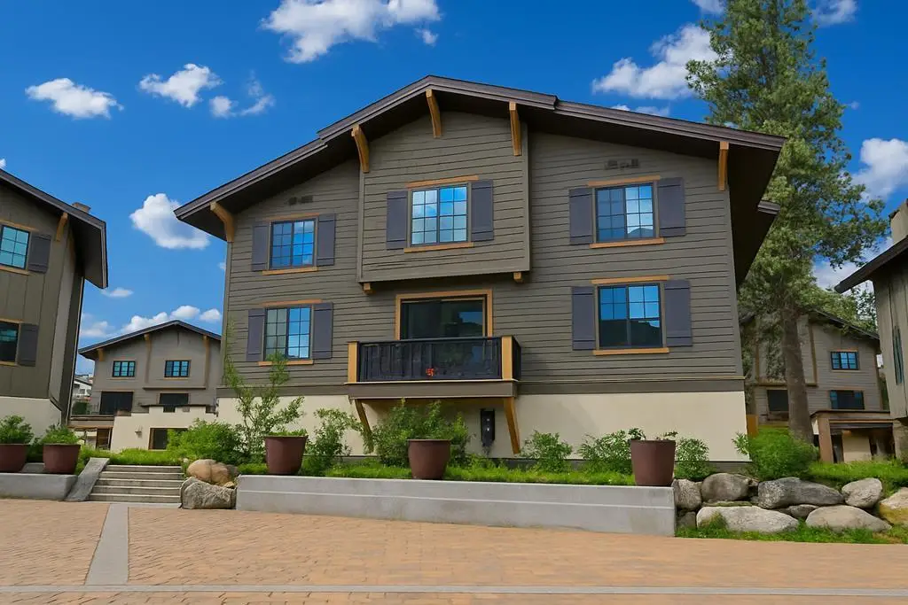 327 Silverpine Drive, McCall, ID 83638 - Image #1