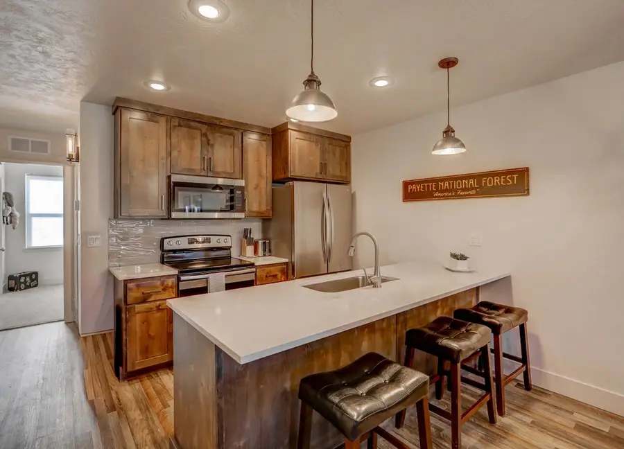 211 Broken Pine Lane, McCall, ID 83638 - Image #2