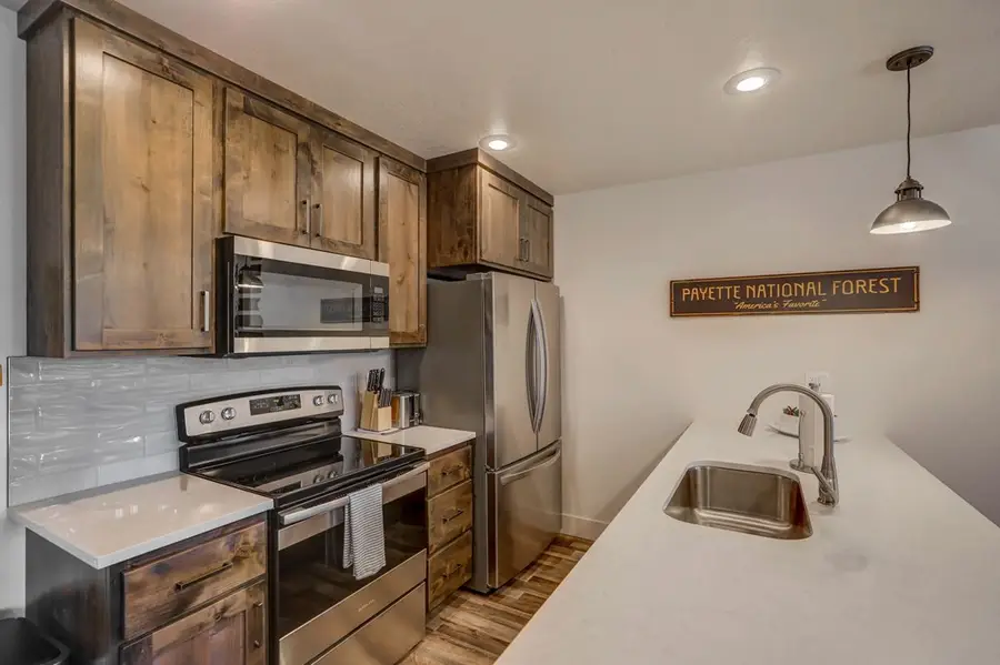 211 Broken Pine Lane, McCall, ID 83638 - Image #3