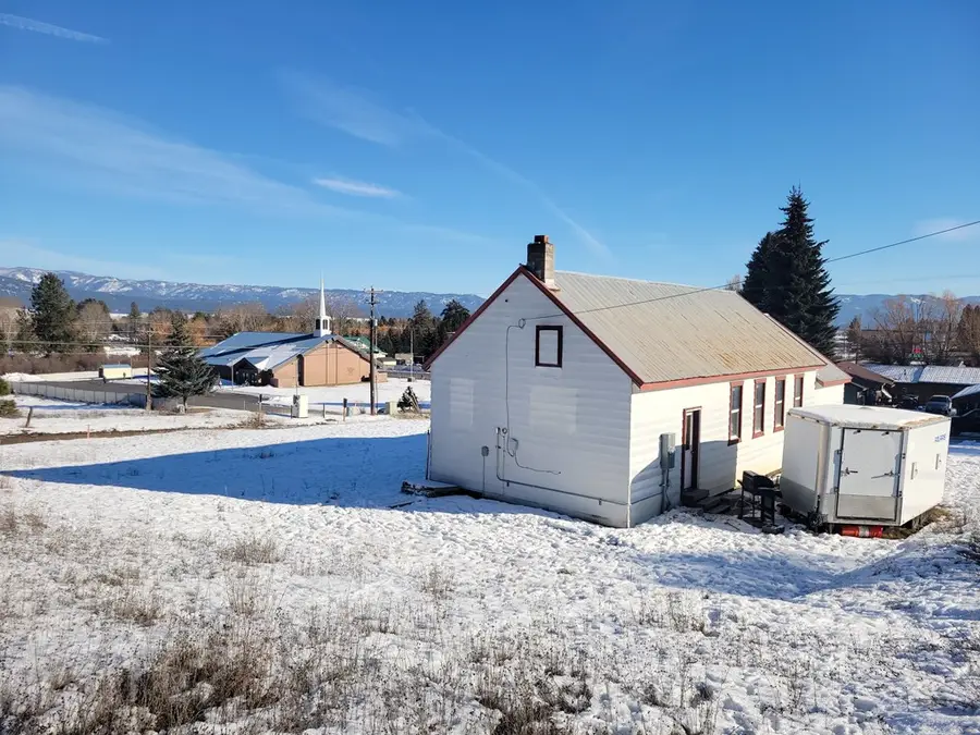 104 Glen Street, Cascade, ID 83611 - Image #2
