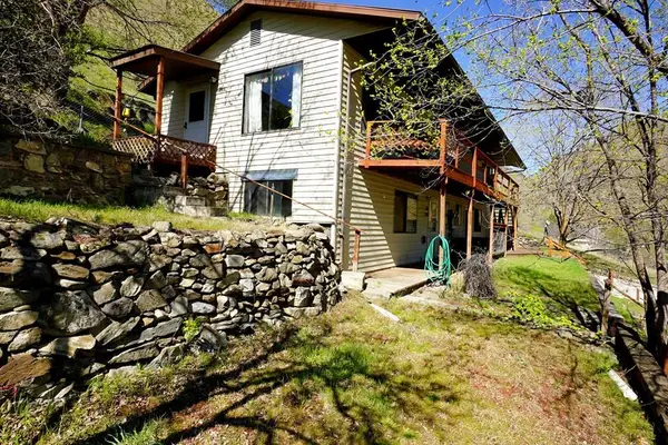 347 S Whitewater Drive, Riggins, ID 83549