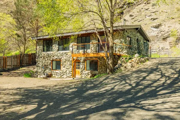 543 N Main Street, Riggins, ID 83549