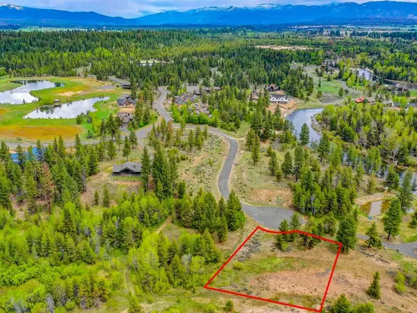 27 Eveningstar Lane, McCall, ID 83638
