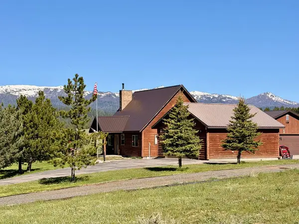 10307 Emma Loop, Cascade, ID 83611