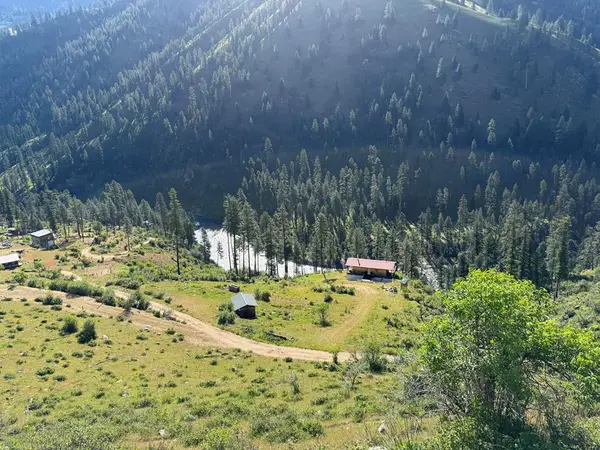 50 Dustin Road, Warren, ID 83617