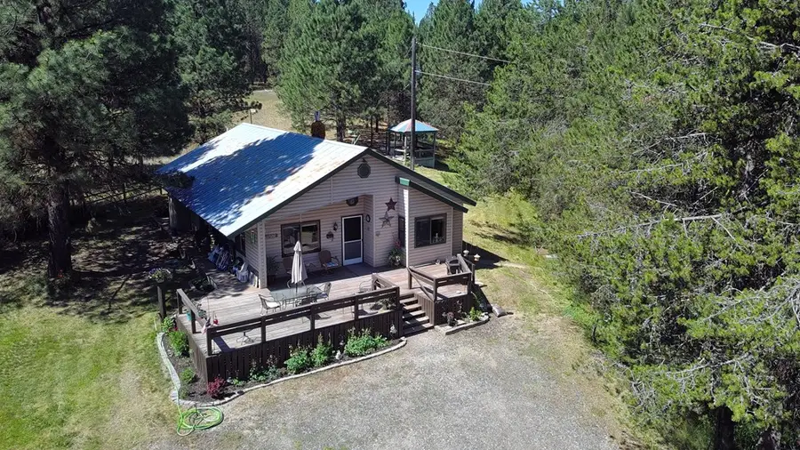 10525 Skunk Creek Road, Cascade, ID 83611 - #2