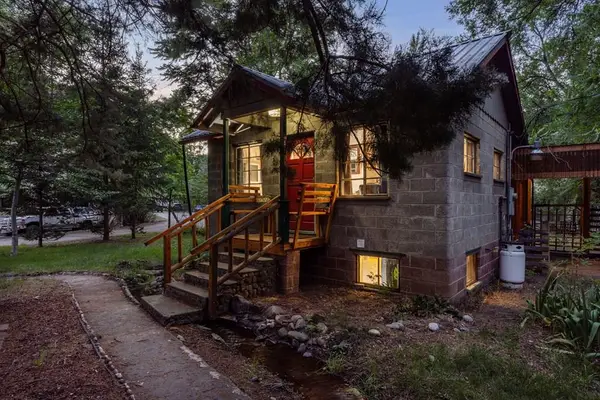 1300 Salmon Drive, Riggins, ID 83549