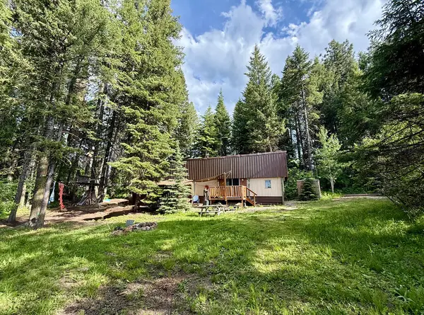 8 Kathleen Way, Cascade, ID 83611