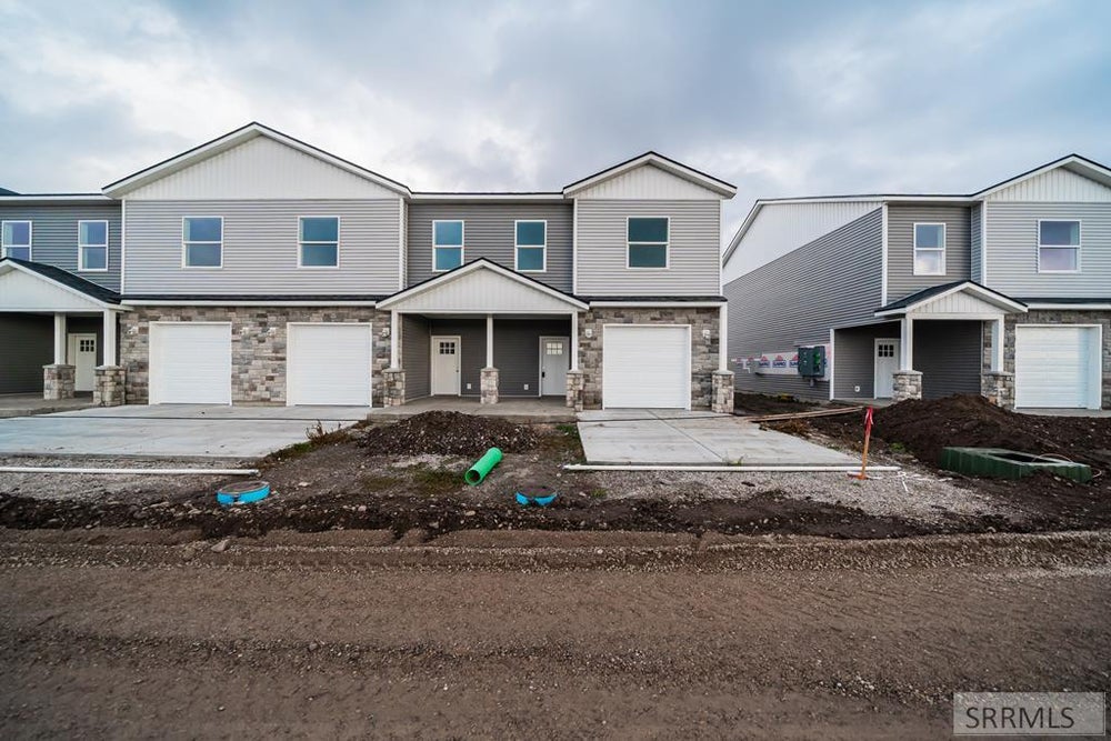 548 Harvester Ave, SUGAR CITY, ID 83448 BHGRE