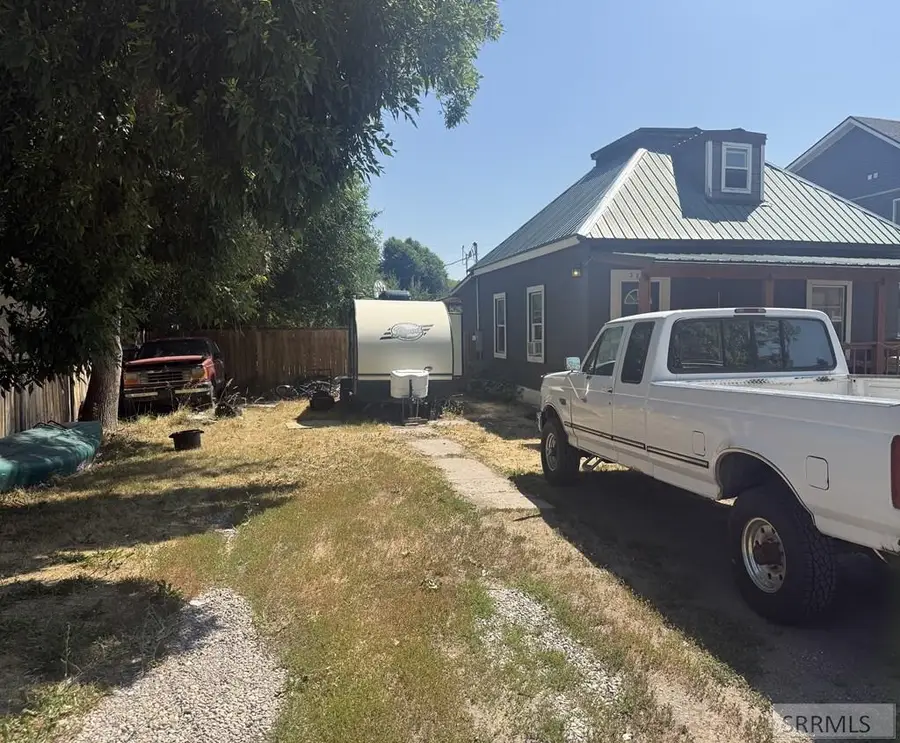305 Bannock Avenue, McCammon, ID 83250 - Image #2