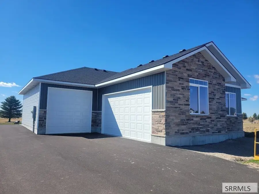 1406 615 E, Shelley, ID 83274 - Image #2