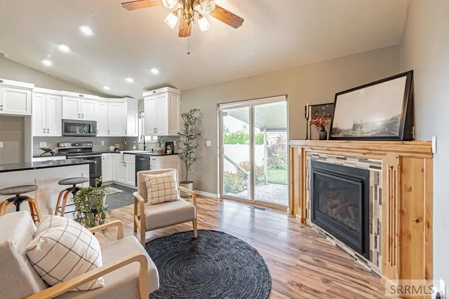 5040 Vintage Lane, Ammon, ID 83406 - Image #3