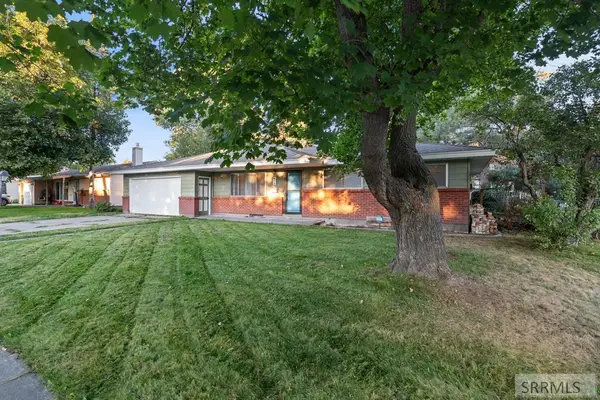 476 Davidson Drive, IDAHO FALLS, ID 83401