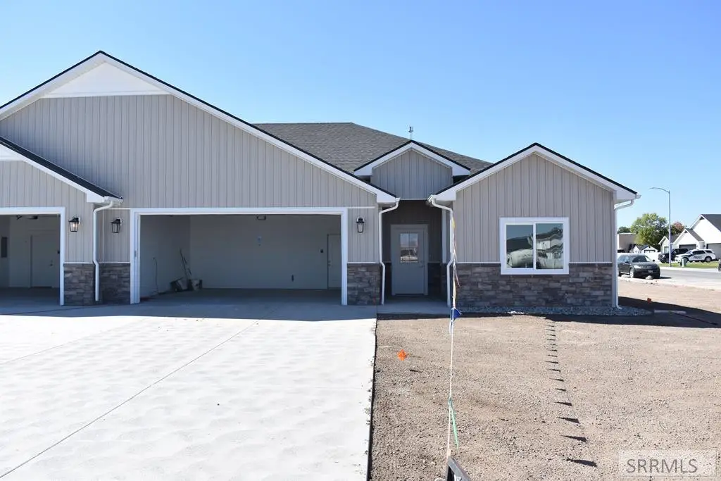 422 Zions St, Shelley, ID 83274 - Image #1