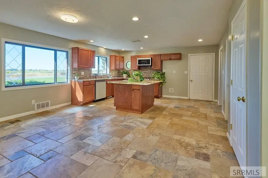 14050 65th E, Idaho Falls, ID 83401 - Image #2