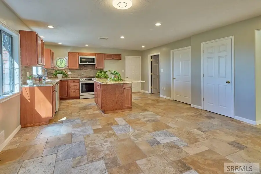 14050 65th E, Idaho Falls, ID 83401 - Image #3