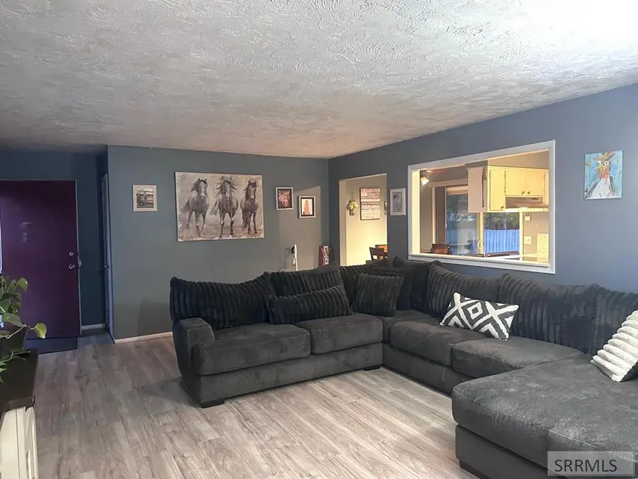 2218 Brookcliff Drive, Idaho Falls, ID 83402 - Image #2