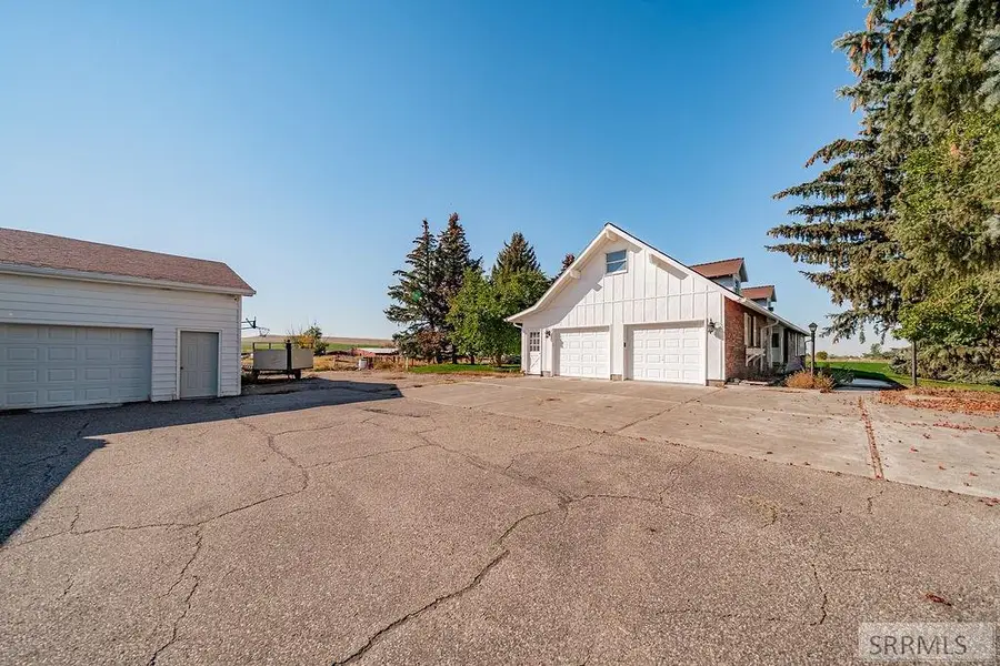 2810 River Ranch Rd, Blackfoot, ID 83221 - Image #3