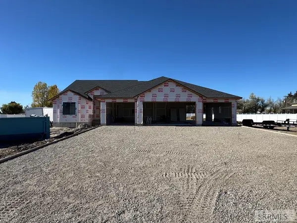 1586 805 E, SHELLEY, ID 83274