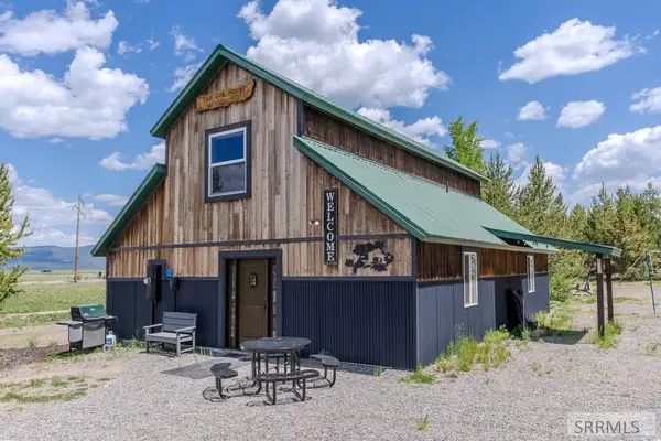 4460 Sawtelle Circle, ISLAND PARK, ID 83429