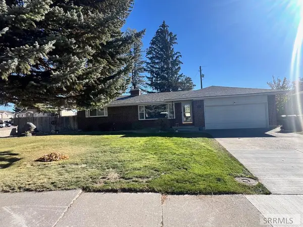 155 Lincoln Drive, IDAHO FALLS, ID 83401