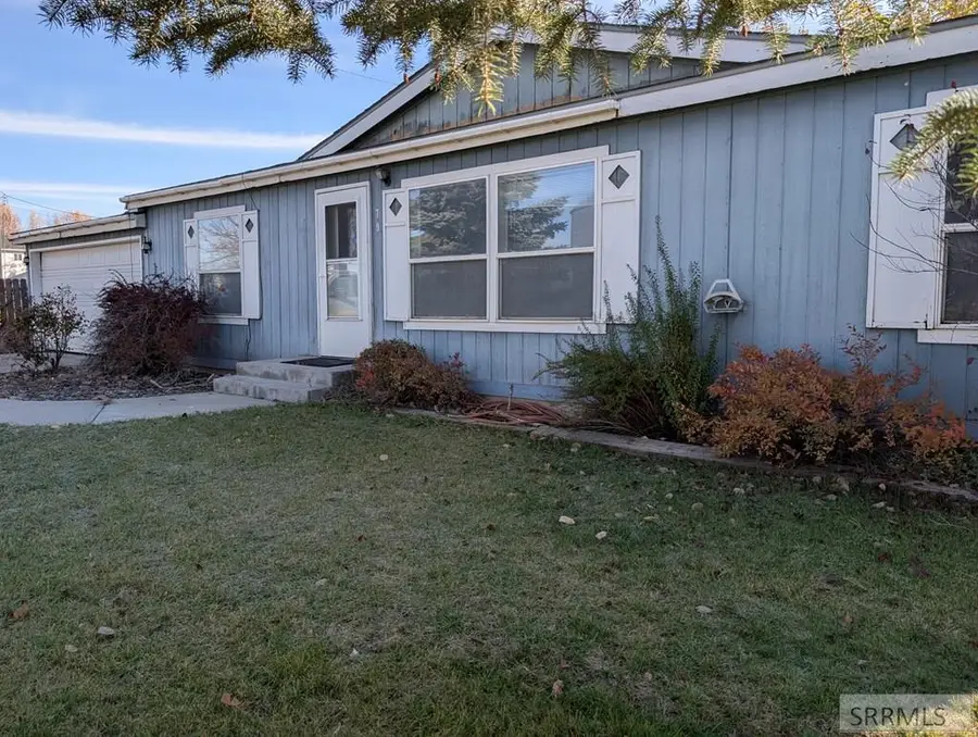 79 Railroad Avenue, Sugar City, ID 83448 - Image #3