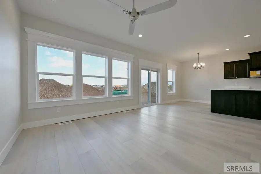 3041 Peacock Lane, Ammon, ID 83406 - Image #3