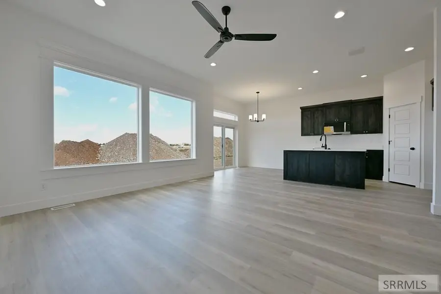 3055 Peacock Lane, Ammon, ID 83406 - Image #2