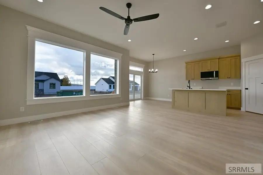 3188 Desert Sky Dr, Ammon, ID 83406 - Image #2