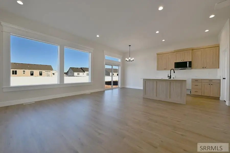 4611 Bristol Drive, Idaho Falls, ID 83401 - Image #2