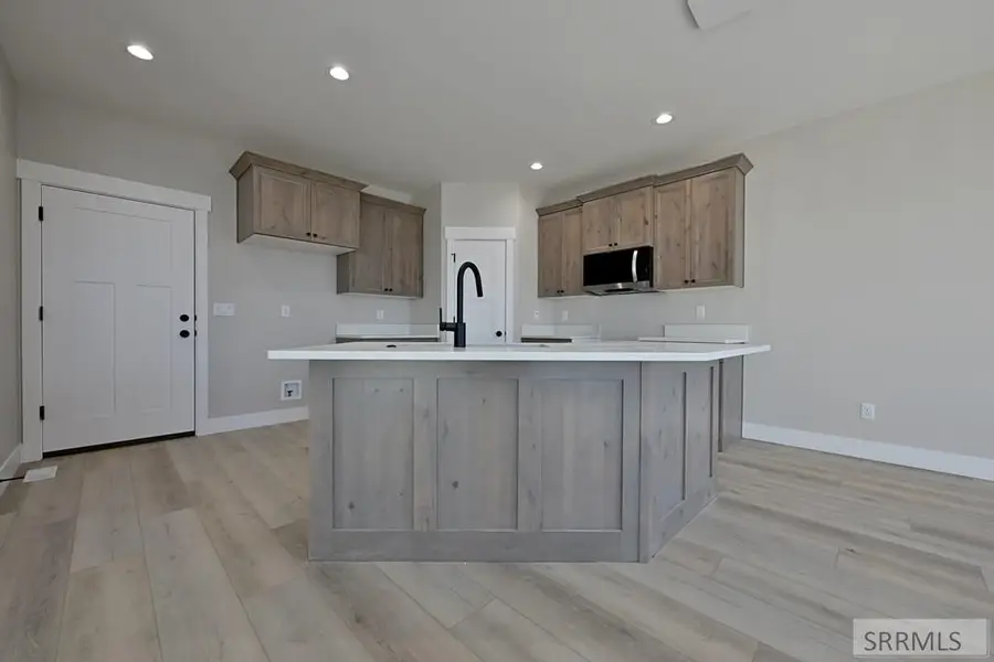 527 Fieldstone Ave, Rigby, ID 83442 - Image #3