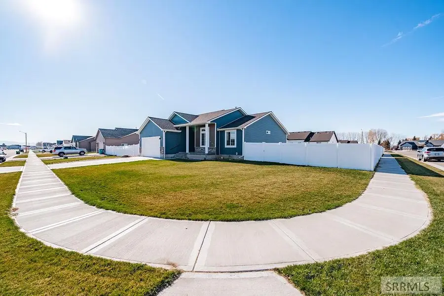 4317 Barcelona Ave, Idaho Falls, ID 83401 - Image #3