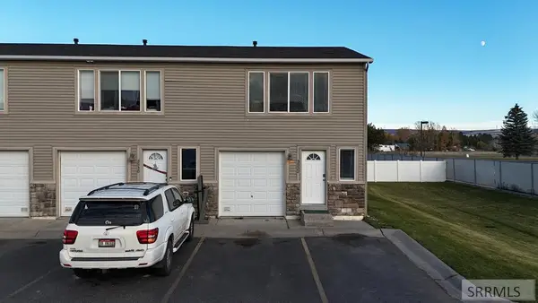 3532 Greenfield Drive, AMMON, ID 83406