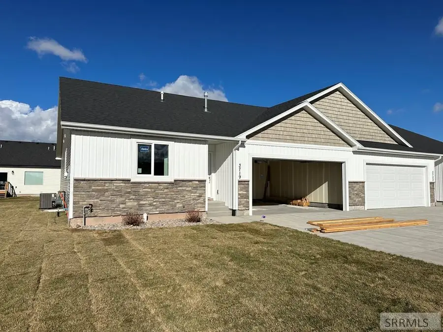 3719 Victorious Cir, Idaho Falls, ID 83401 - Image #2