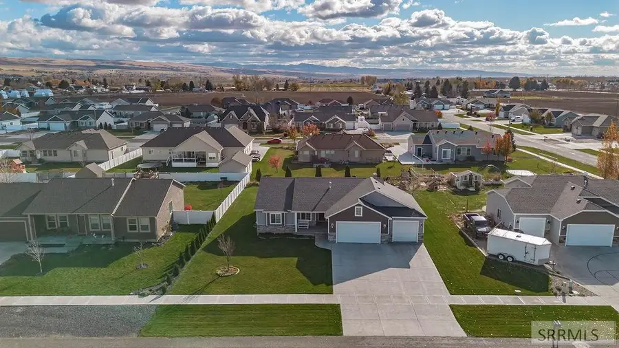 5082 Nelson Drive, Iona, ID 83427 - Image #3